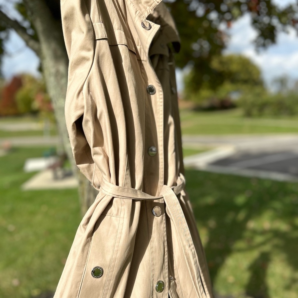 London Fog Women’s Trench Coat! S - Picture 4 of 8